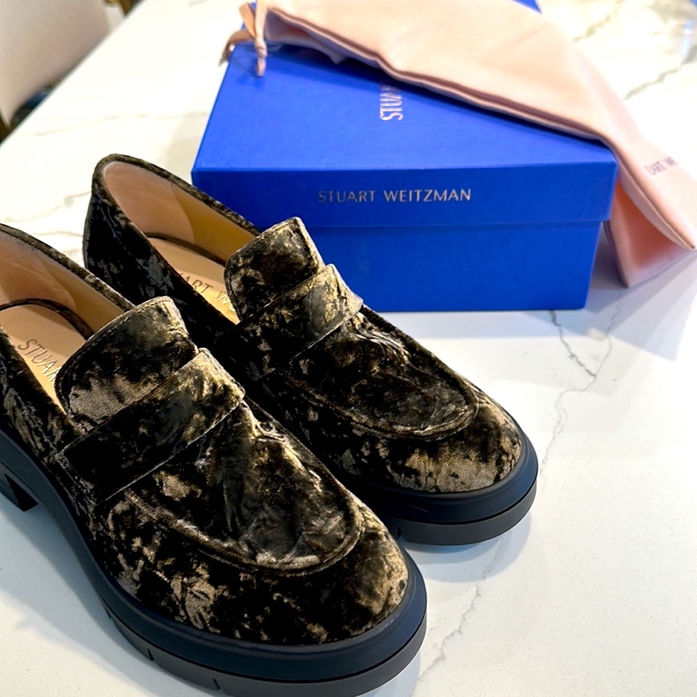 Stuart Weitzman Soho loafers NIB